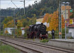 Dampftage Rottweil 2024.

52 7596 setzt in Oberndorf auf die andere Zugseite um. Oktober 2024.