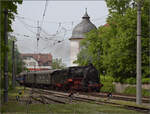 Dampftag im Albtal.

58 111 bei Einfahrt nach Ettlingen. Mai 2024.