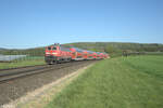 218 498-4 mit dem RE2 RE4859 Hof - München bei Oberteich.