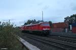 232 093-5 und 232 618-9 fahren las Lokzug durch Wiesau/Oberpfalz in Richtung Marktredwitz.