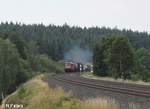 232 201 zieht den EZ 51716 Nürnberg - Senftenberg bei Neudes.