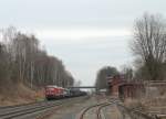 233 306-0 + 233 233 mit dem 51081 Seddin - Nürnberg bei der durchfahrt in Waldershof.