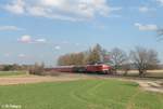 233 306-0 zieht den EZ 45368 Cheb - Nürnberg bei Waldershof.