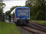 650 351 der Hunsrückbahn in Emmelshausen. Juli 2024.