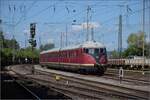 Das Stuttgarter Rössle VT 12 507 in Radolfzell mit Hohenhewen.