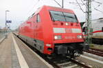 101 033-9 stand am 08.01.2022 mit IC 2239(Warnemünde-Leipzig)in Warnemünde.