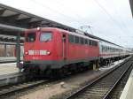 115 114 steht mit IC1809 von Rostock Hbf nach Kln Hbf im Rostocker Hbf.