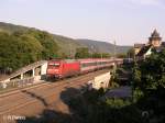 101 013-1 durchfhrt Oberwesel mit dem EC 114 Klagenfurt – Dortmund.