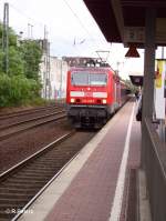 143 618 verlsst Dsseldorf-Vlklingerstrasse mit der S8 Mnchengladbach.