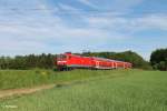 143 141 zieht die RB 75 15750 Aschaffenburg - Wiesbaden bei der Netztrennstelle Bischofsheim.