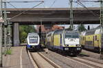Auf der Linken Seite sieht Mann den BR 648 488 und von Start als RB38 nach Hannover HBF und auf der rechten Seite sieht Mann BR 146 521 von Metronom auf der Linie RB31 nach Lüneburg beide