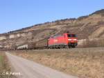 152 038-6 zieht bei Thngersheim ein gemischten Gterzug.