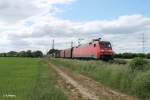 152 167-3 zieht einen gemischten Gterzug bei der Stromkreistrennstelle bei Bischofsheim in Richtung Gro-Gerau.