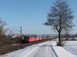 152 128-5 zieht ein Containerzug bei Pölling.