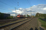 152 030-3 mit einem sperrlich beladenen Containerzug in Nürnberg Hohe Marter.