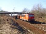 155 038-3 zieht ein Kohlezug bei Frankfurt/Oder Nuhnen.