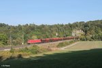 185 377-9 hat den Esslinger Tunnel im Altmühltal mit einem langen GC62446 aus München in Richtung Würzburg verlassen.