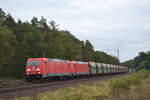 BR 185 258-1 + BR 185 254-4 von DB Cargo mit Sandwagen in Richtung Hannover durch Linsburg am 16.December.2023