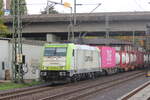 BR 185 598-0 von Captrain mit Containern durch HH-Harburg in -> Maschen/Buchholz.  9.Oktober 2025
