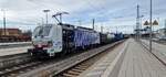 193 771 von Lokomotion mit GZ durch Rosenheim am 29.Dezember 2022