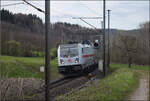 IC2 4908 mit 147 586 bei Lottstetten.