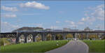 IC2 4913 mit 147 584 auf dem Eglisauer Viadukt �ber den Rhein. April 2026.
