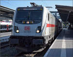 147 587 mit IC2 4913 wird in Konstanz bereitgestellt.