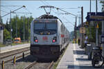 147 593 mit IC2 4915 in M�hlhausen.
