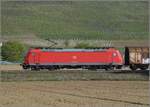 6-185-br-185-traxx-ac12/734307/db-cargo-185-109-bei-scherzingen DB Cargo 185 109 bei Scherzingen. April 2021.