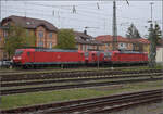 185 086 und 187 165 in Singen.