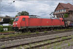 188 062 der CFL Cargo mit dem Motiv 'Ameise' in Weinheim.