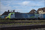 Re 485 020 und Re 186 107 von Railpool auf dem Weg zur Arbeit.