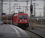 Aus 187 208 wird auf den Fotografen zurückgeschossen.