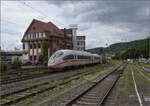 ICE 3 - 403 036 'Ingolstadt' auf der Rhein-Neckar-Bahn. Weinheim, Juli 2024.