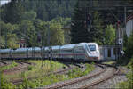 Rheintalumleiterverkehr.

412 098 s�dw�rts in Hattingen. August 2026.