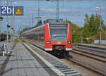 Zwei echte Quietschies bewegen sich aus Schifferstadt nach Ludwigshafen. Immer sch�n, wenn diese Fahrzeuge weit weg vom eigenen Standort unterwegs sind. September 2026.