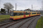 Die Strassenbahn  Be 4/8 003  alias 94 800 450 003-9 D-TVYS begibt sich in Chavornay auf die Rückfahrt nach Orbe. Dezember 2025.