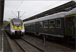 3443 214 steht bereit zur Fahrt nach Stuttgart Hbf. Rottweil, Oktober 2026.