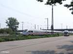 Ein 411 zieht an Regensburg Ost vorbei in Richtung Regensburg HBF.