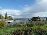 (254'495) - Hafen und Zoll am Peenestrom am 31. August 2023 in Karnin