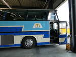 (251'039) - McDonald's, Mnchen (Auwrter) - Neoplan am 4.