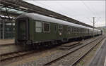 Der Ex-Silberling ABDn 40 487 der GfE im Dampfzug nach Villingen. Rottweil, Oktober 2026.