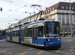 (261'429) - MVG-Tram - Nr. 2106 - am 14. April 2024 in Mnchen, Sendlinger Tor