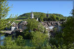 Laufenburg AG vom Bahnsteig in Laufenburg (Baden) betrachtet. April 2026.
