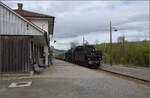 Saisonstart bei der Sauschwänzlesbahn. 

50 2988 in Fützen. April 2024.