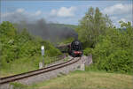 50 2988 mit Umbauwagen auf dem Weg nach Blumberg.