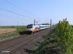 183 001 mit ALX84110 Mnchen – Hof bei Altegolsheim.21.04.11  