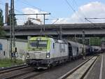 BR 193 891-9 von Captrain mit Sch�ttgutwagen bei der Durchfahrt HH-Harburg -> Maschen/Buchholz.