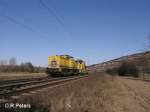 203 316-5 berfhrt bei Thngersheim eine Baumaschine.