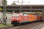 BR 152 162-4 mit Containern bei der durchfahrt HH-Harburg Richtung Maschen.  9.Oktober 2025